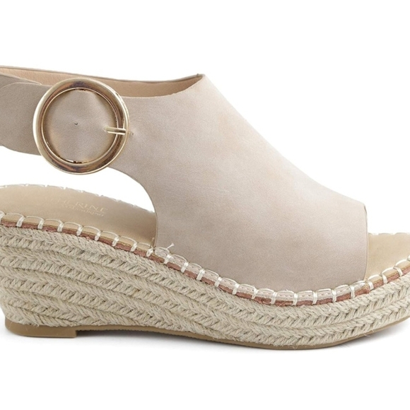 Catherine Malandrino Womens Cirkly Espadrille Wedge Cream Sandal. NWOT - Picture 3 of 5